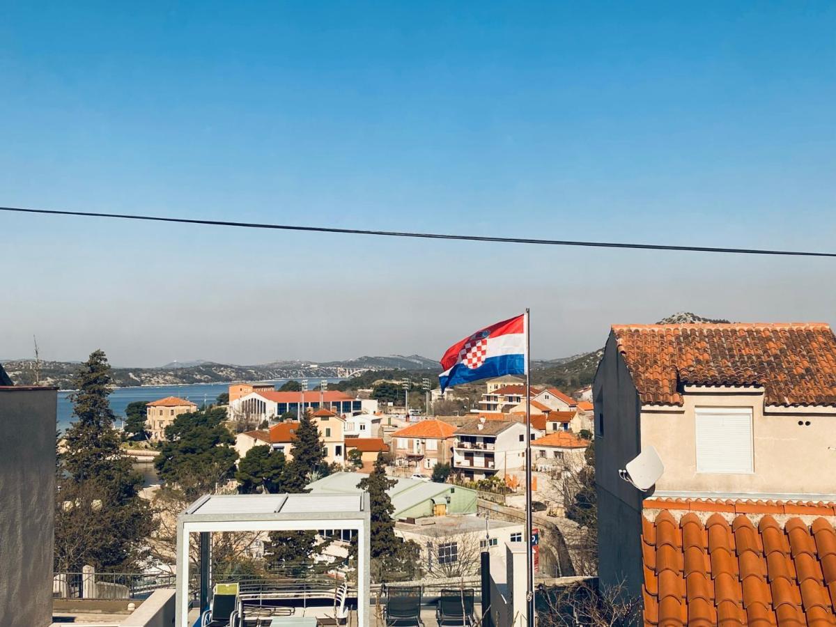 Infresh Holiday House Σίμπενικ Εξωτερικό φωτογραφία